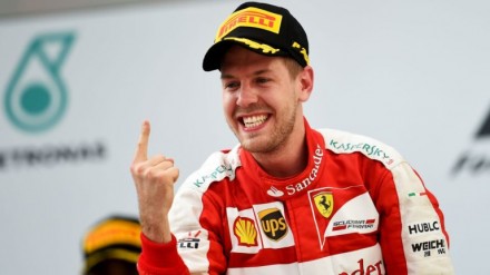 Sebastian Vettel: Vittoria più rinnovo